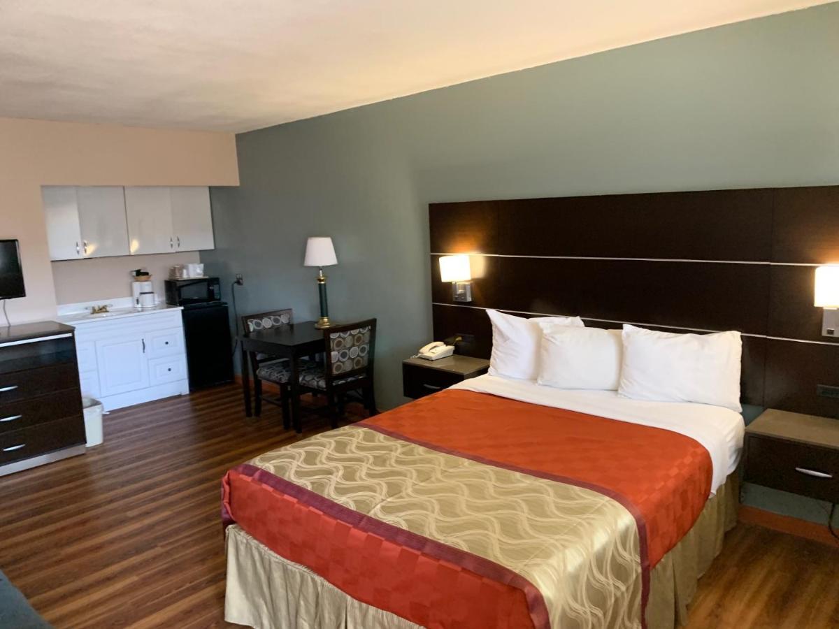 סן לואיס אוביספו Olive Tree Inn & Suites מראה חיצוני תמונה
